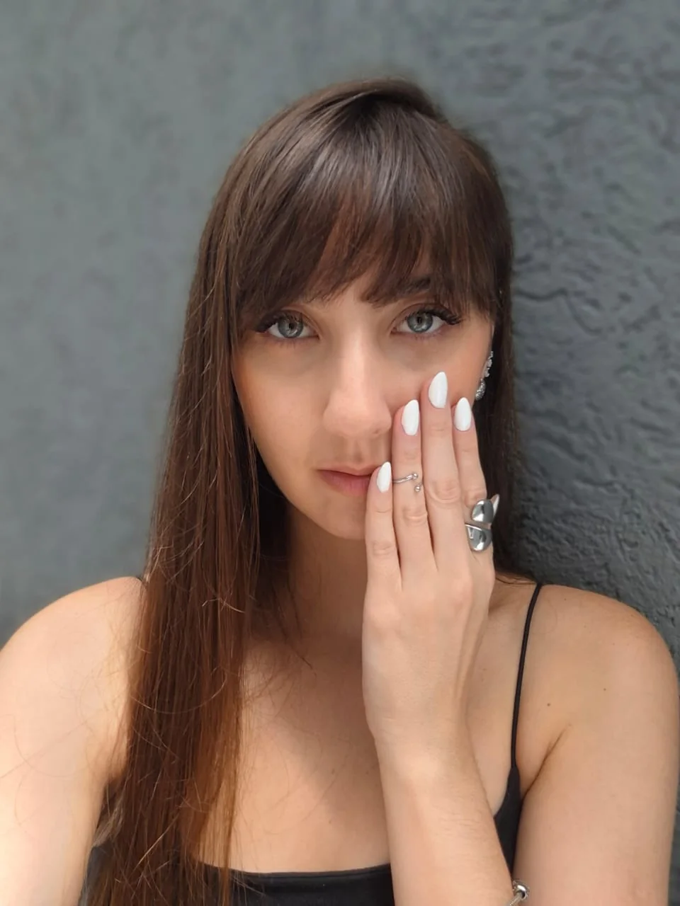 Caroline, profissional da Atena Beleza